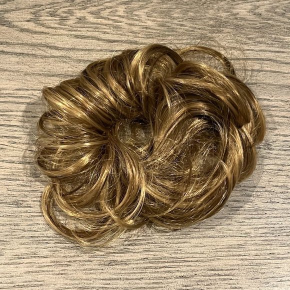 FESHFEN Messy Bun Hair Piece Scrunchie Hairpiece - Dirty Blonde - Picture 1 of 2
